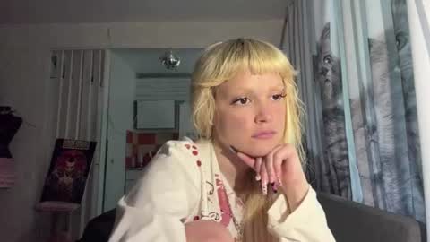 Snapshot of christiechorney chatting on June 2026 11:04:01 AM christiechorney online show from June 2026 11:04:01 AM
