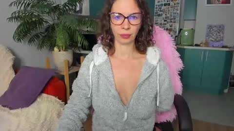 Chris online show from May 2026 08:39:02 PM