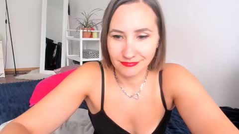 christina rosse online show from September 2025 08:46:02 AM