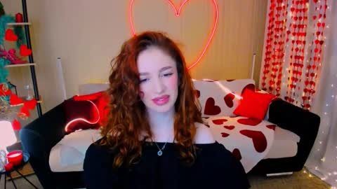 christinaconteeree online show from February 2026 06:45:01 PM
