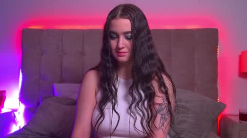 Christina online show from January 2025 03:06:02 AM