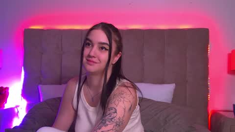 Christina online show from January 2025 05:19:02 AM