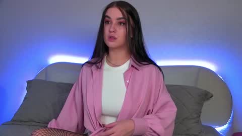 Christina online show from February 2025 06:38:01 PM