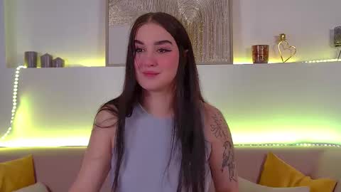 Christina online show from February 2025 06:31:01 PM