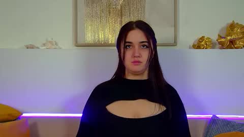 Christina online show from September 2025 06:46:01 PM