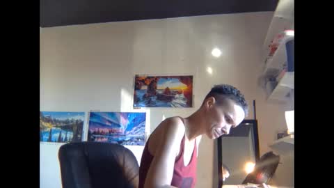 Snapshot of christinasaunters chatting on February 2025 10:31:01 PM Christina Saunters online show from February 2025 10:31:01 PM