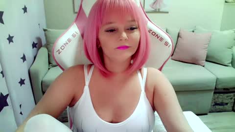 Snapshot of christirose chatting on February 2025 07:24:02 AM Christi online show from February 2025 07:24:02 AM