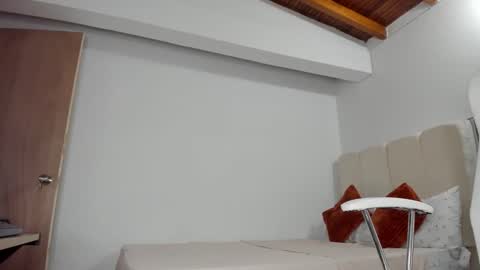 Petite Horny and chistoper  dick online show from March 2025 12:17:01 PM