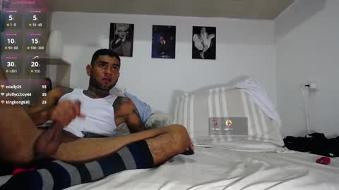 Snapshot of christopher_kenned chatting on December 2024 06:40:01 AM Crisopher online show from December 2024 06:40:01 AM