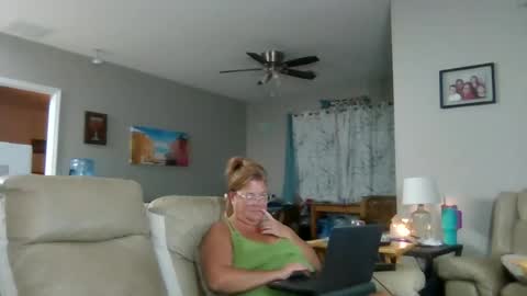Snapshot of christopher_rain chatting on June 2026 03:26:01 AM Christopher Rain online show from June 2026 03:26:01 AM
