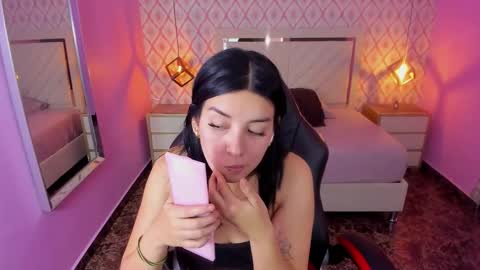 CHRISTY  online show from October 2025 07:23:01 PM