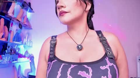 Snapshot of christymilk1 chatting on September 2025 12:45:02 AM christy online show from September 2025 12:45:02 AM