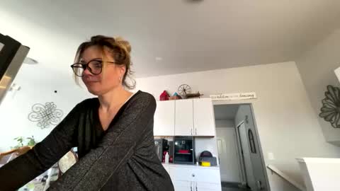 Christy Stevens online show from April 2026 03:48:02 PM