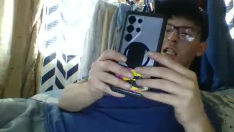 chrisvibess online show from April 2026 03:31:01 PM