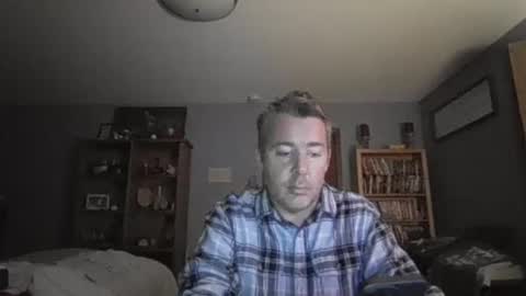 Snapshot of chrisw8121 chatting on November 2025 05:27:02 AM chrisw8121 online show from November 2025 05:27:02 AM