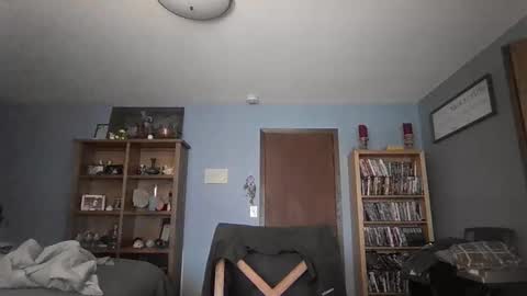 Snapshot of chrisw8121 chatting on November 2025 08:52:01 PM chrisw8121 online show from November 2025 08:52:01 PM