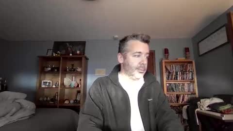 Snapshot of chrisw8121 chatting on December 2025 05:18:02 PM chrisw8121 online show from December 2025 05:18:02 PM