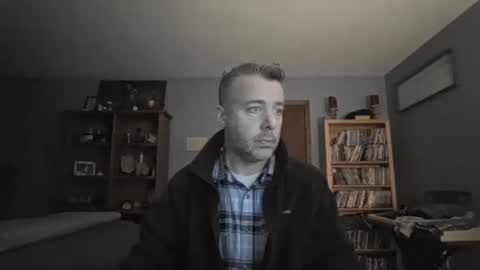 Snapshot of chrisw8121 chatting on February 2026 11:32:02 PM chrisw8121 online show from February 2026 11:32:02 PM