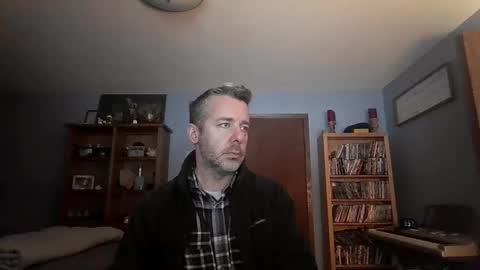 Snapshot of chrisw8121 chatting on February 2026 11:36:02 PM chrisw8121 online show from February 2026 11:36:02 PM