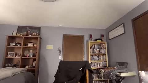 Snapshot of chrisw8121 chatting on March 2026 12:38:02 AM chrisw8121 online show from March 2026 12:38:02 AM