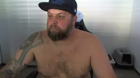 Chrizz online show from March 2025 02:08:02 PM