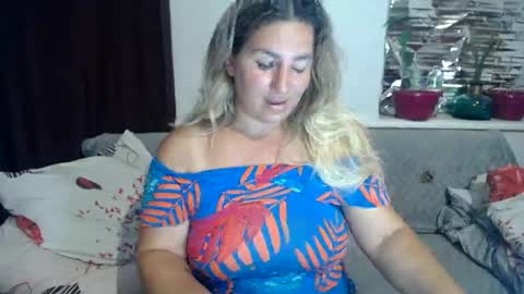 Snapshot of chrystalbella chatting on August 2026 07:28:01 PM Diana online show from August 2026 07:28:01 PM