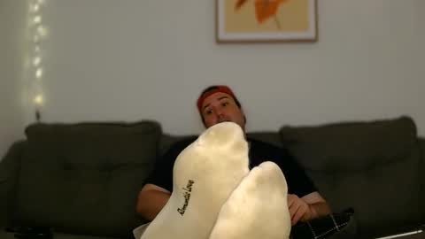 Snapshot of chubbygaymanbigfeet chatting on May 2026 02:03:01 PM ChubbyGayManBigFeet online show from May 2026 02:03:01 PM