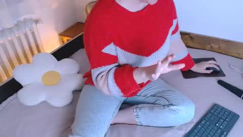 Maia online show from May 2026 06:27:01 PM