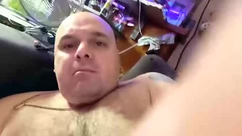 chubbyman40 online show from February 2026 12:45:02 PM