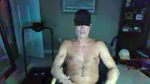 chuie71 online show from April 2026 02:22:02 AM