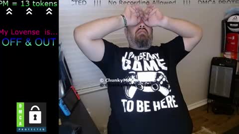 Snapshot of chunkymonkey420 chatting on March 2025 03:43:02 AM Spencer Smokey Bear online show from March 2025 03:43:02 AM