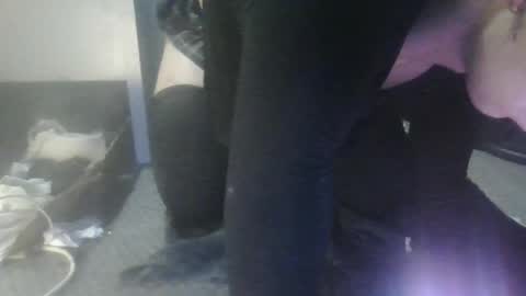 Snapshot of chunn_cumdump chatting on November 2025 01:49:01 AM public femboi372 online show from November 2025 01:49:01 AM