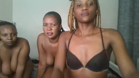 Snapshot of chyna_baibe chatting on September 2025 06:24:02 PM chyna_baibe online show from September 2025 06:24:02 PM