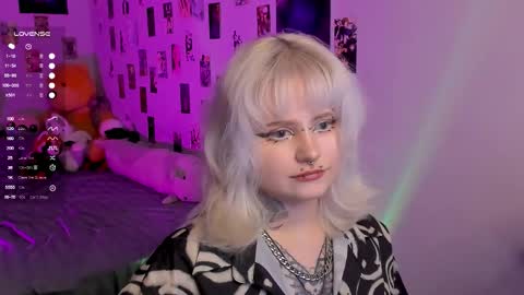 Helen and Teya online show from January 2026 11:37:01 AM