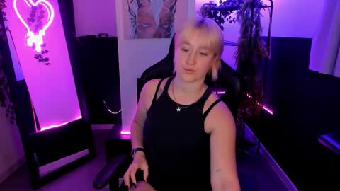 Cin Bellamy online show from September 2025 05:21:01 AM