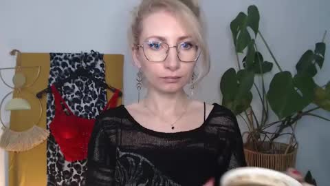 Cinderella online show from April 2026 05:24:01 AM