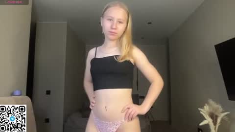 Snapshot of cindy_softluv chatting on July 2026 08:14:01 PM Cindy online show from July 2026 08:14:01 PM