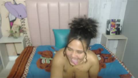 Cindy Castillo online show from January 2025 02:04:01 PM