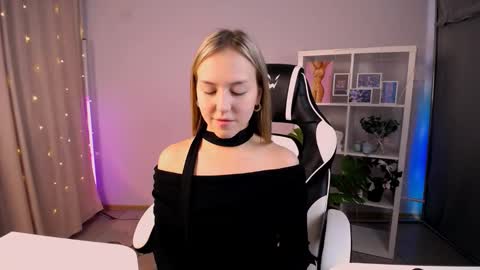 cindylovesmith online show from March 2026 06:08:01 AM