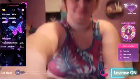 Snapshot of cinnaburwood chatting on December 2024 08:33:02 PM Cinna online show from December 2024 08:33:02 PM