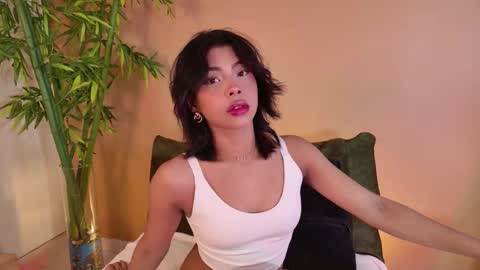 cinnamon_kyla online show from December 2025 12:32:01 PM