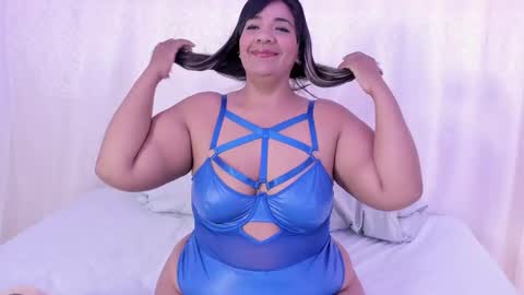 Snapshot of cinnamon_skin01 chatting on February 2026 11:03:01 AM Nailha online show from February 2026 11:03:01 AM