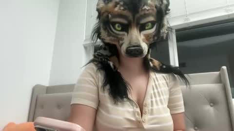 Snapshot of cinnanicos chatting on November 2025 06:57:02 AM Nicky online show from November 2025 06:57:02 AM