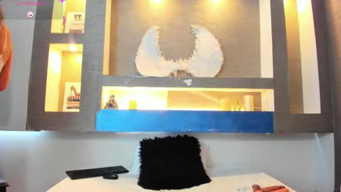 Cinthya  online show from February 2025 03:59:02 PM