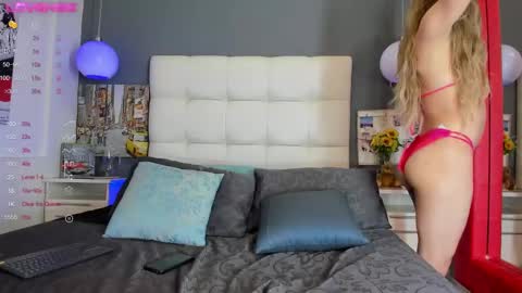 Snapshot of cinthya_walker1 chatting on March 2025 02:32:01 PM cinthya_walker1 online show from March 2025 02:32:01 PM