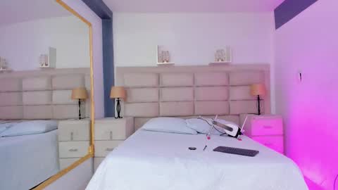 CintiaCollins  online show from November 2025 08:42:02 PM