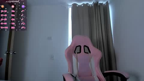 Paulina online show from October 2025 09:14:01 PM