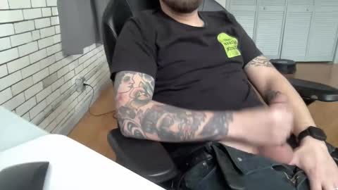 circleofsix online show from January 2025 04:23:02 PM