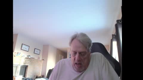 Snapshot of cjscout chatting on December 2024 09:57:01 PM cjscout online show from December 2024 09:57:01 PM