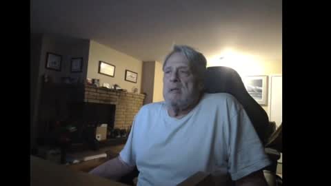 Snapshot of cjscout chatting on December 2024 05:49:01 AM cjscout online show from December 2024 05:49:01 AM